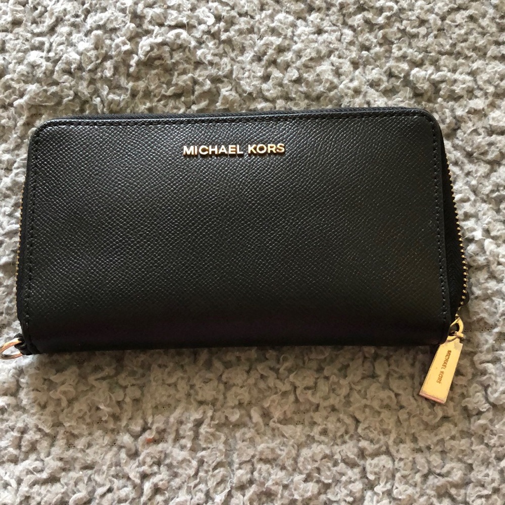 Black Micheal Kors Wallet
